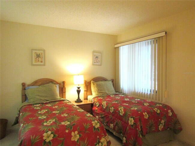 Building Photo - 5235 Willow Links