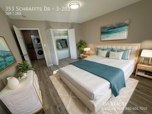 Building Photo - 353 Schraffts Dr