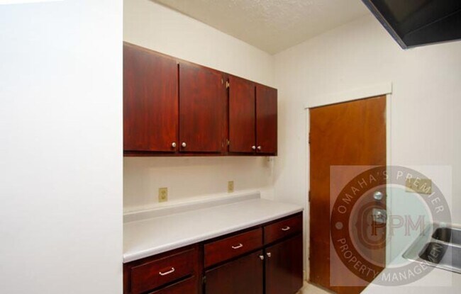Building Photo - Tiny Home Living by Lauritzen Garden's