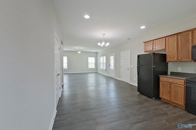 Building Photo - 344 White Oak Cir