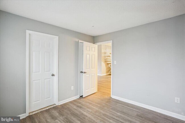 Building Photo - 12901 Churchill Ridge Cir