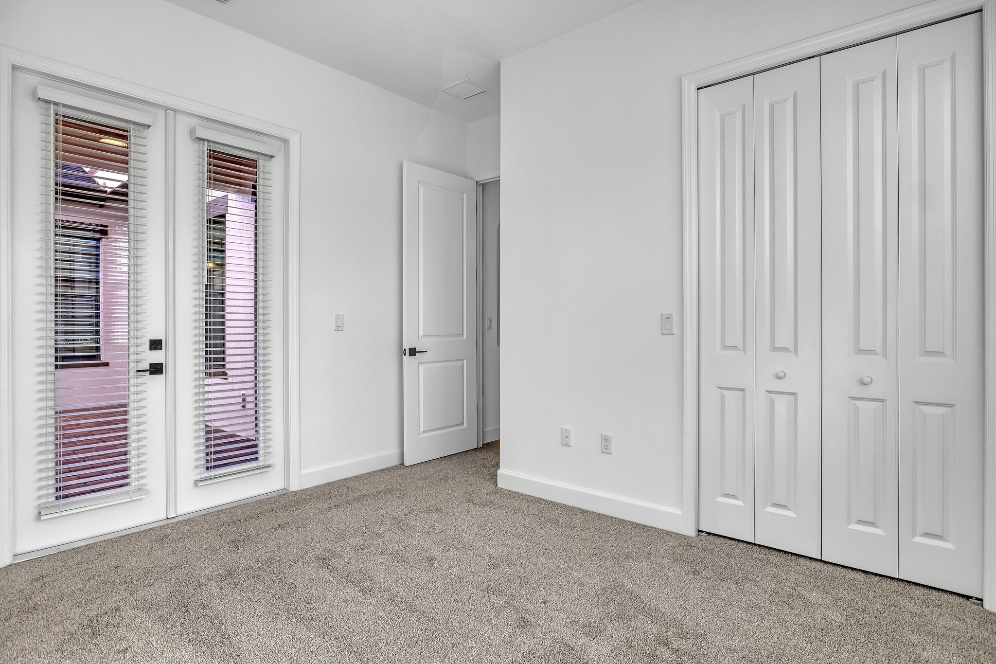 Building Photo - 2238 Salew St