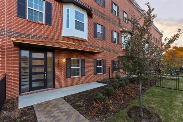 Building Photo - 7186 Birch Mews