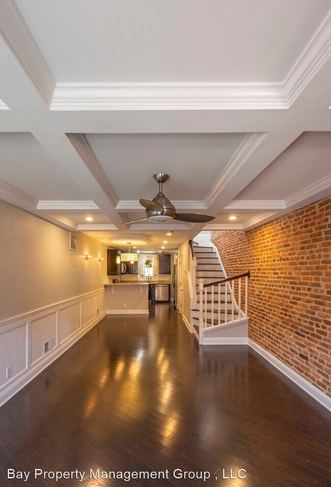 Building Photo - 2 br, 3 bath House - 33 S Curley St