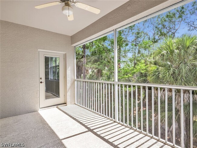 Building Photo - 1882 Tarpon Bay Dr S