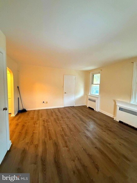 Building Photo - 4401 Bleigh Ave