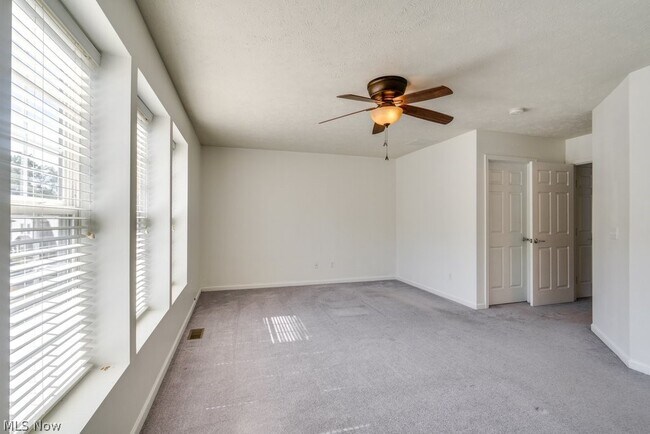 Building Photo - 3955 Gardiner Run