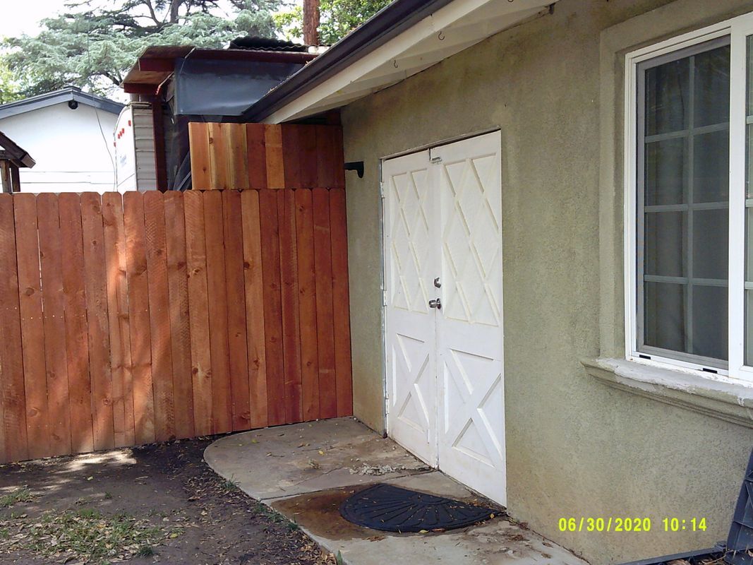 Building Photo - 5469 Palm Ave