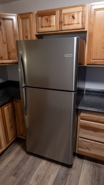 Building Photo - 420 High St