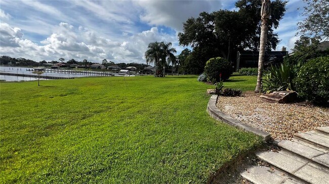 Building Photo - 8625 Vista Shores Ct
