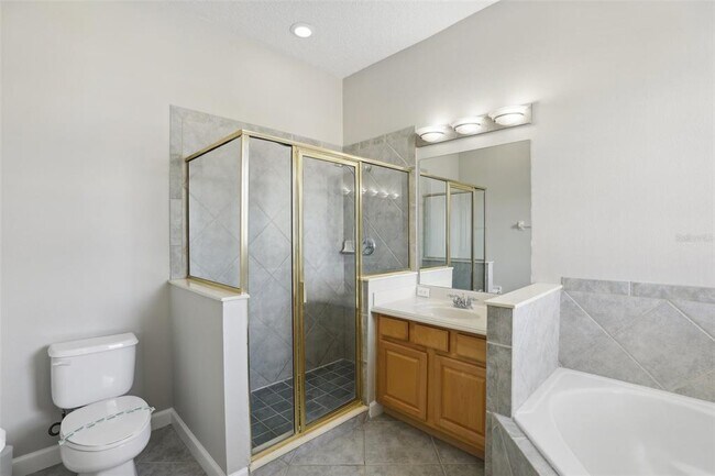 Building Photo - 1554 Fairview Cir