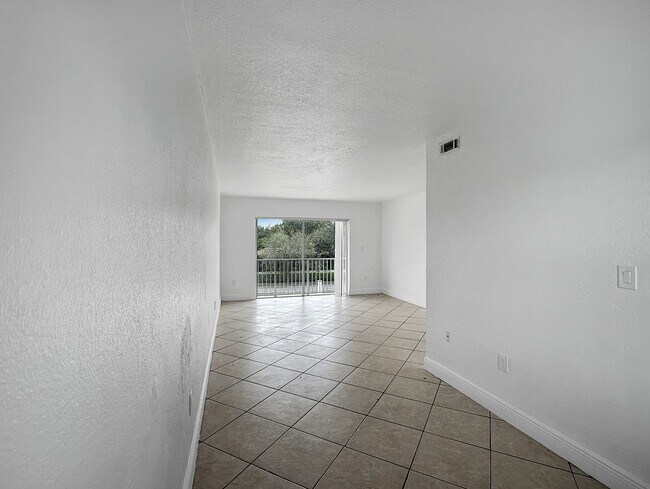 Building Photo - 8475 SW 94th St