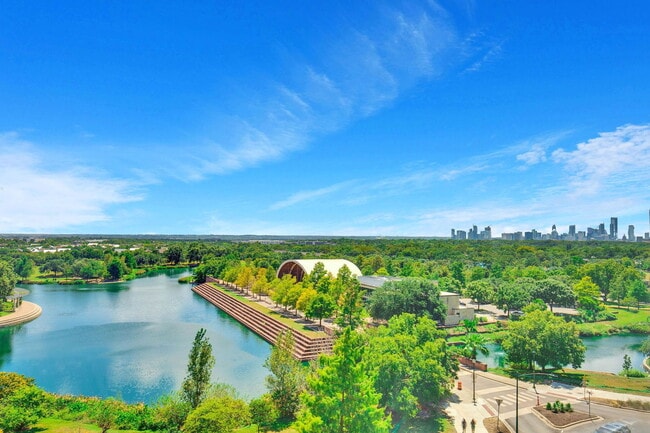 Building Photo - 1701 Simond Ave Ave