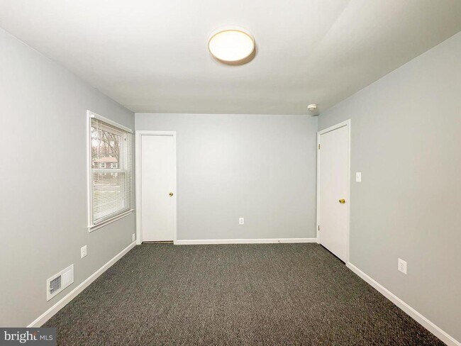 Building Photo - 9206 Lorelei Ct