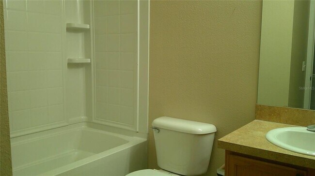 Building Photo - 5718 Fishhawk Ridge Dr