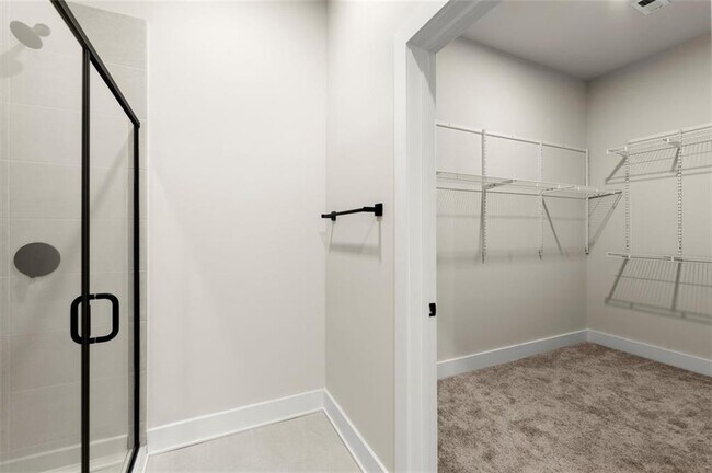 Building Photo - 2648 Sandy Plains Rd