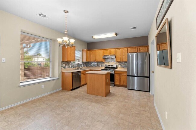 Building Photo - 1400 Orange Spice Ct