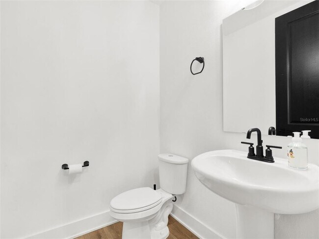 Building Photo - 12452 Koshiba Alley