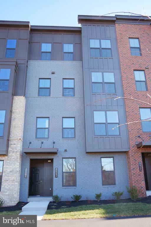 Building Photo - 21793 Express Ter