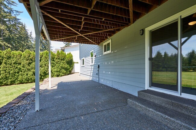 Building Photo - 31925 36th Ave SW
