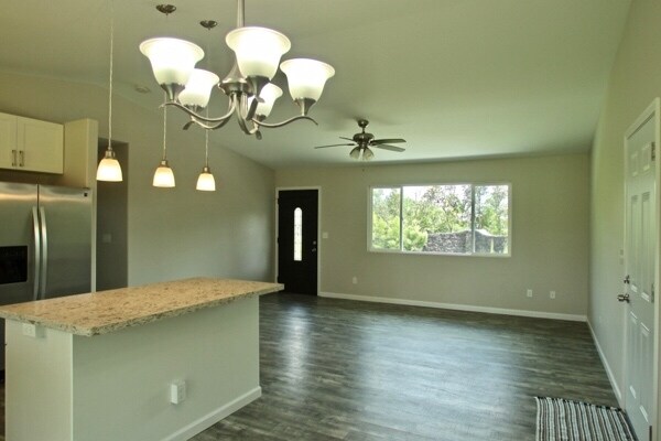 Building Photo - 15-1698-1698 7th Ave