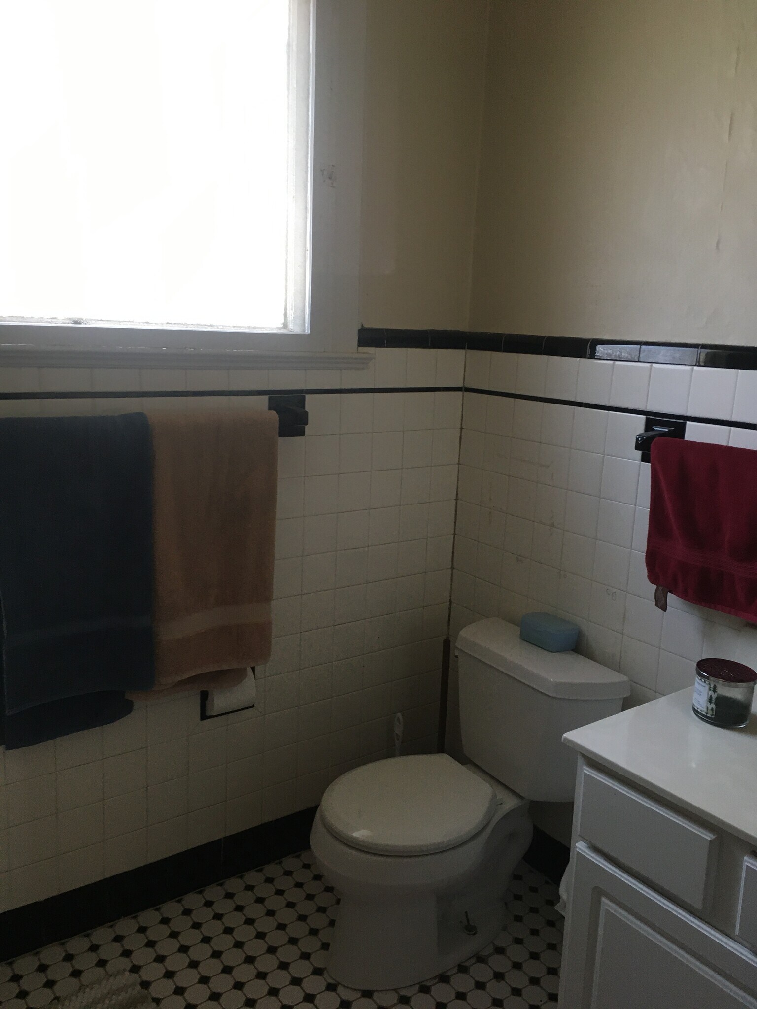 bath - 266 Willow St