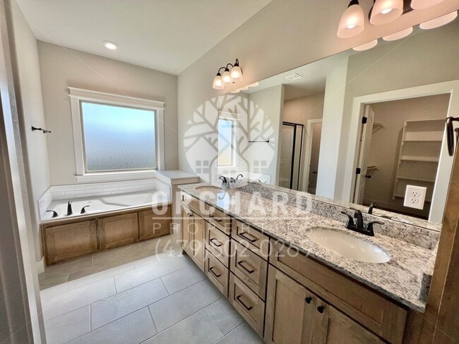 Building Photo - Tontitown- Single-Family Home- Beautiful Blakely Plan