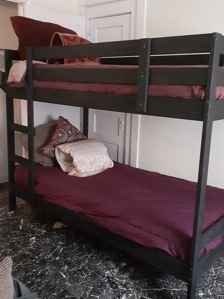 Building Photo - 1636 Monroe St