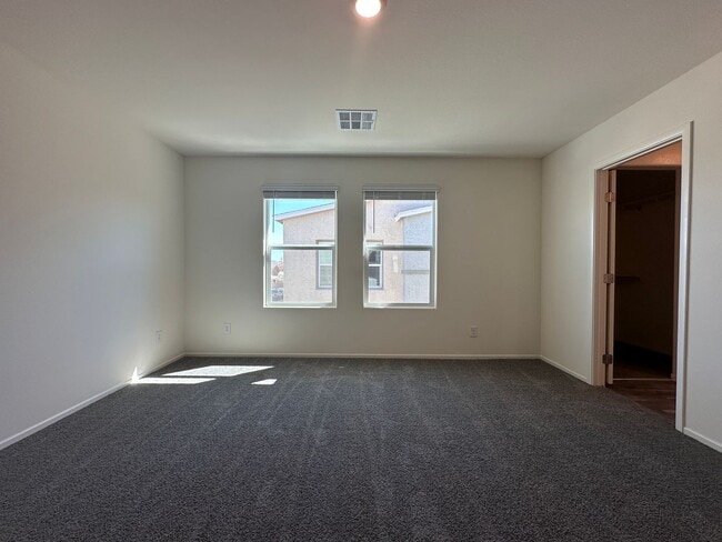 Building Photo - BRAND NEW 3 BEDROOM TOWNHOUSE W/LOFT