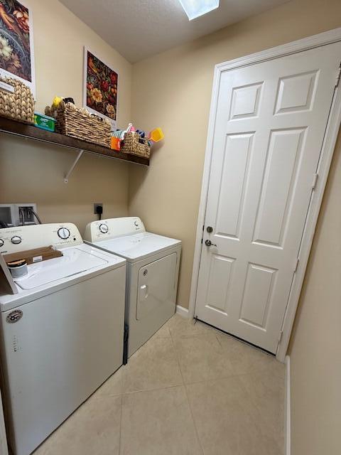 Building Photo - 12091 SW Bennington Cir