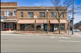 Building Photo - 2 N Huron St