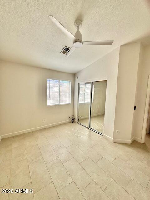 Building Photo - 10659 W Yukon Dr