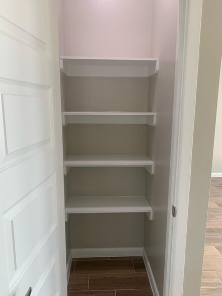 Building Photo - 5202 N Crown Pt