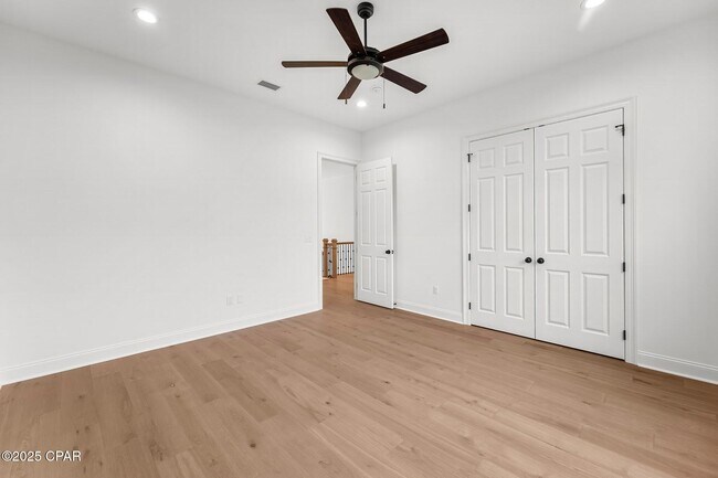 Building Photo - 3500 Fox Run Blvd