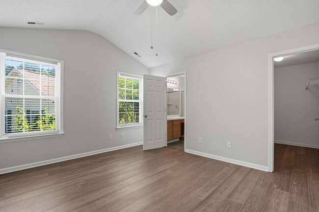 Building Photo - RANCH HOME with 3 bedrooms and 2 baths-CONVENIENT LOCATION