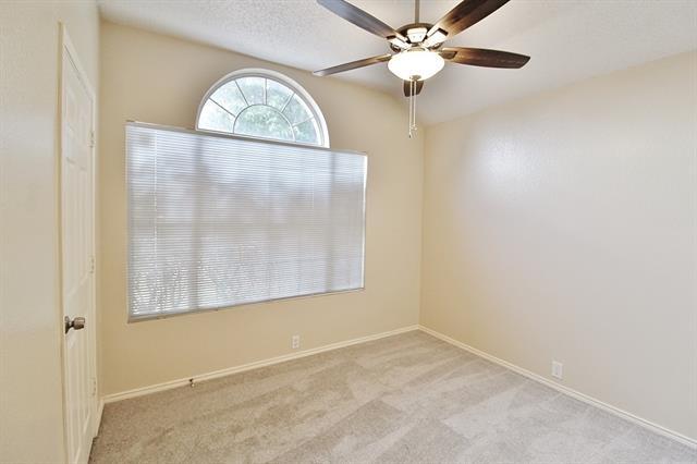 Building Photo - 210 Ridgecrest Dr