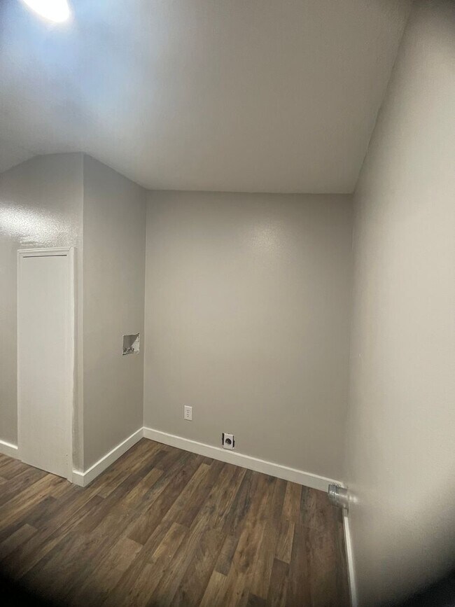 Building Photo - 3 BR 2 Bath 1,280 sq ft singlewide mobile ...