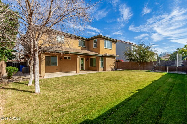 Building Photo - 3751 E Palo Verde St