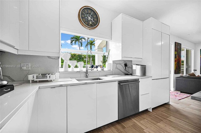 Building Photo - 11304 NW 66th St