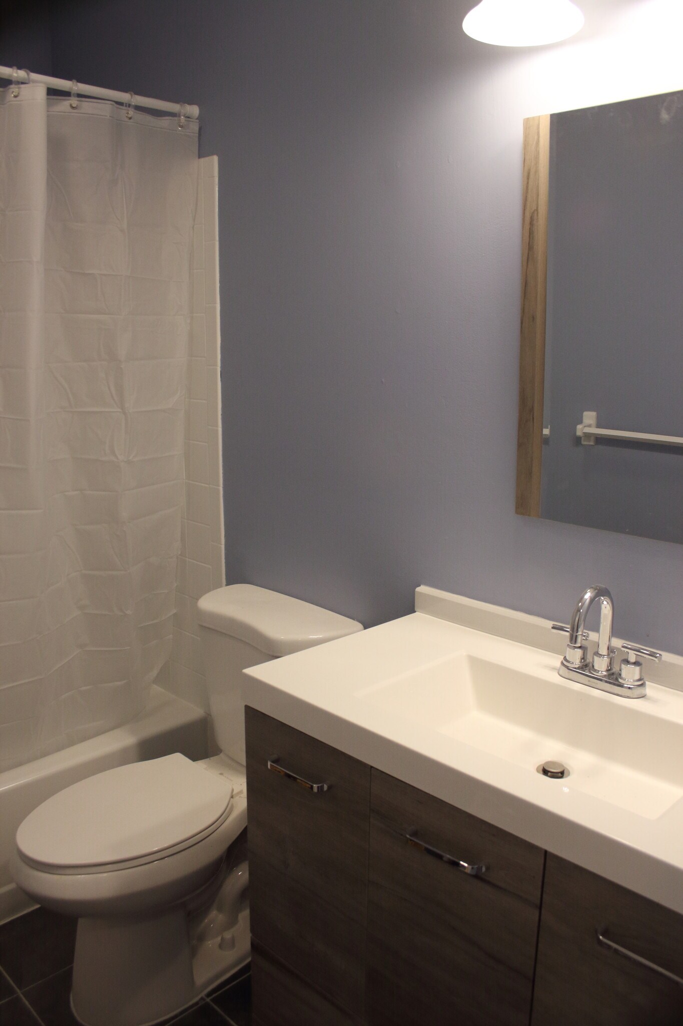 Brand new sleek, modern bathroom - 573 Innkeeper Ln