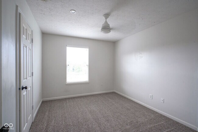 Building Photo - 4018 Ivory Ct