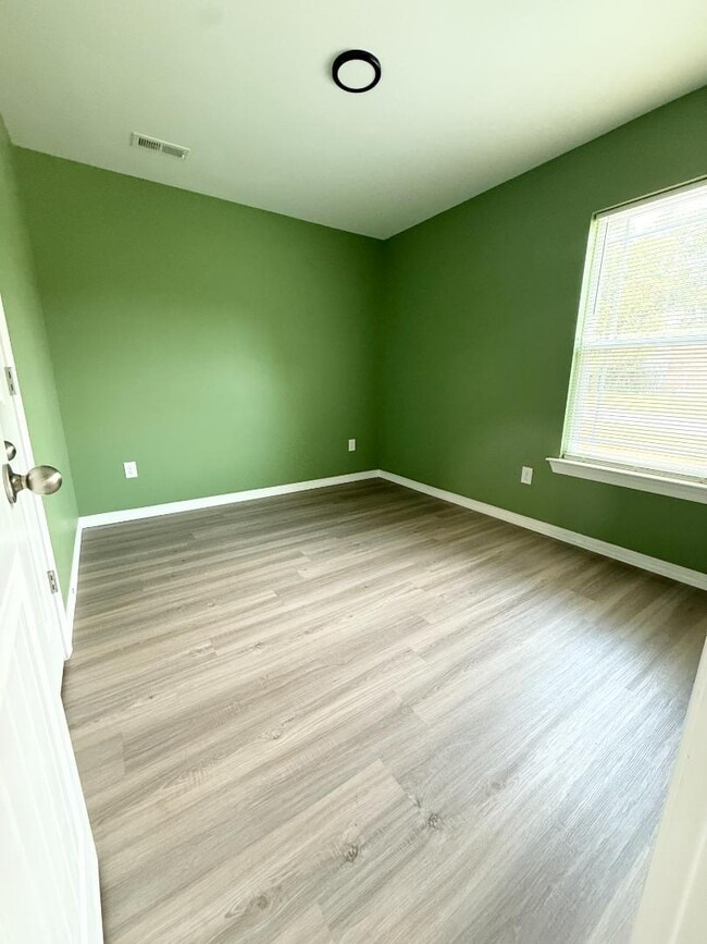 Building Photo - 248 S 1516