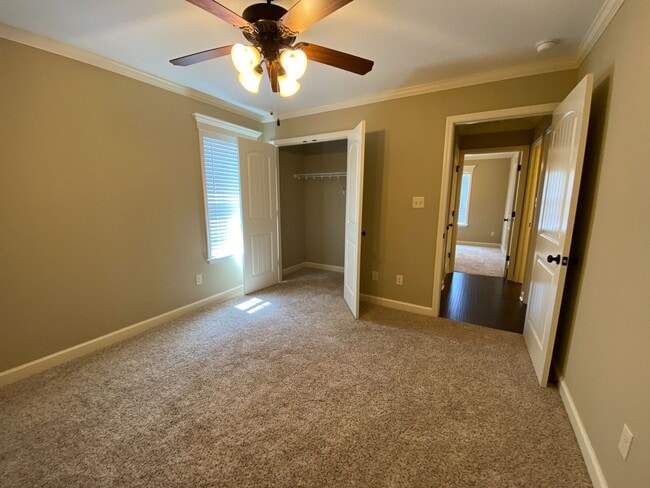 Building Photo - 4212 Shadow Garden Dr