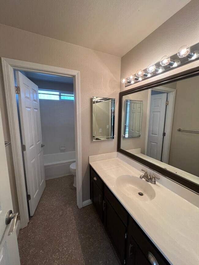 Building Photo - SPARKS VISTAS - BEASLEY / SKY RANCH / REED