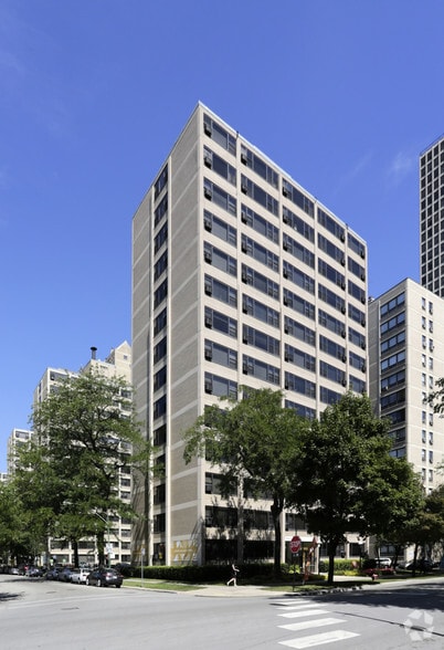 Building Photo - Algonquin Apartments