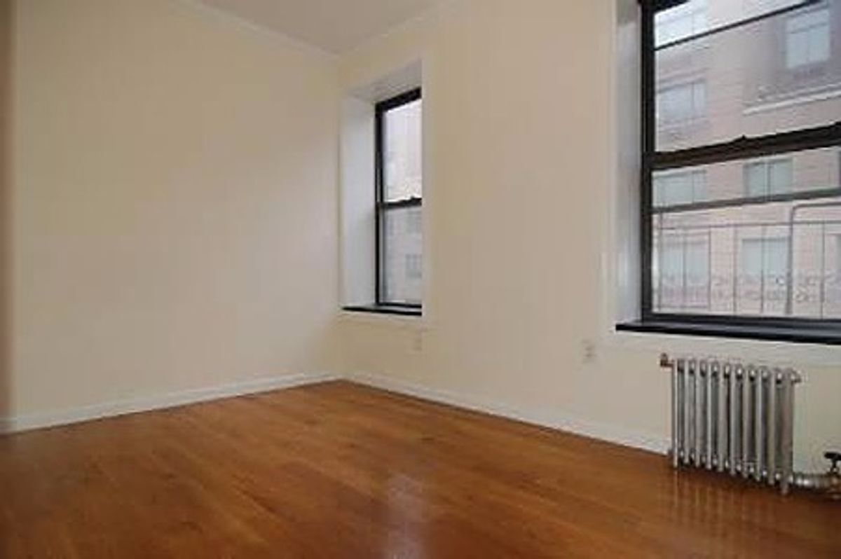 Building Photo - Upper Carnegie Hill adj, Close to E.96th Q: E 100th St btw 2nd/1st Ave 3BR, Elevator, W/D, SS App...
