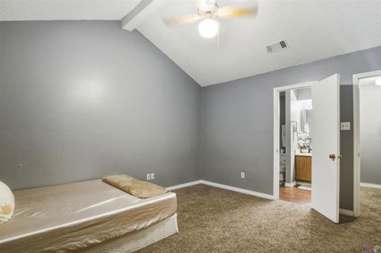 Bedroom - 1128 Dimarco St