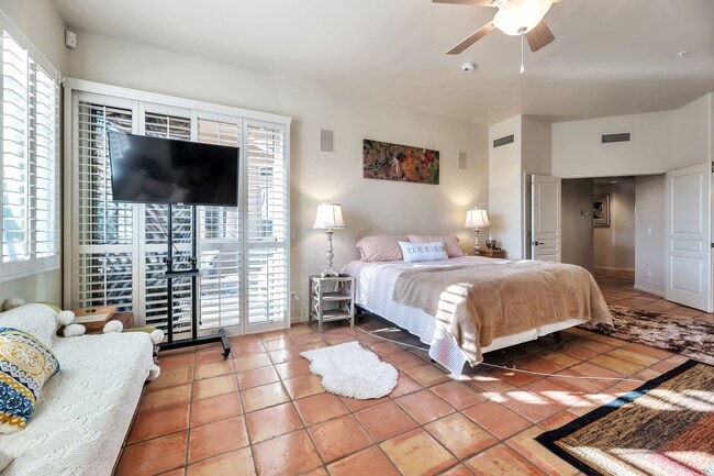 Building Photo - Discover Luxury Living at McDowell Mountai...