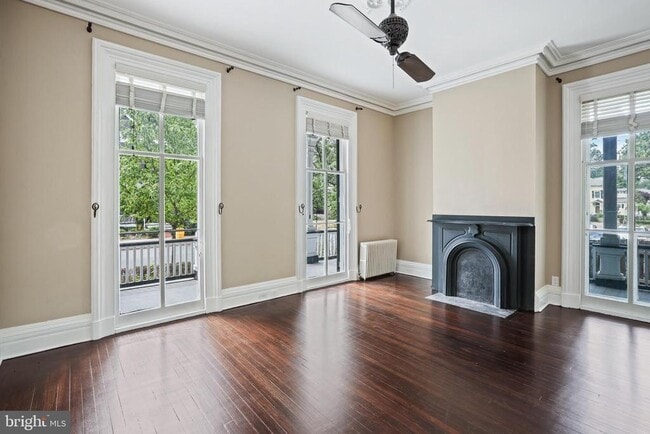 Building Photo - 12 Murray Pl