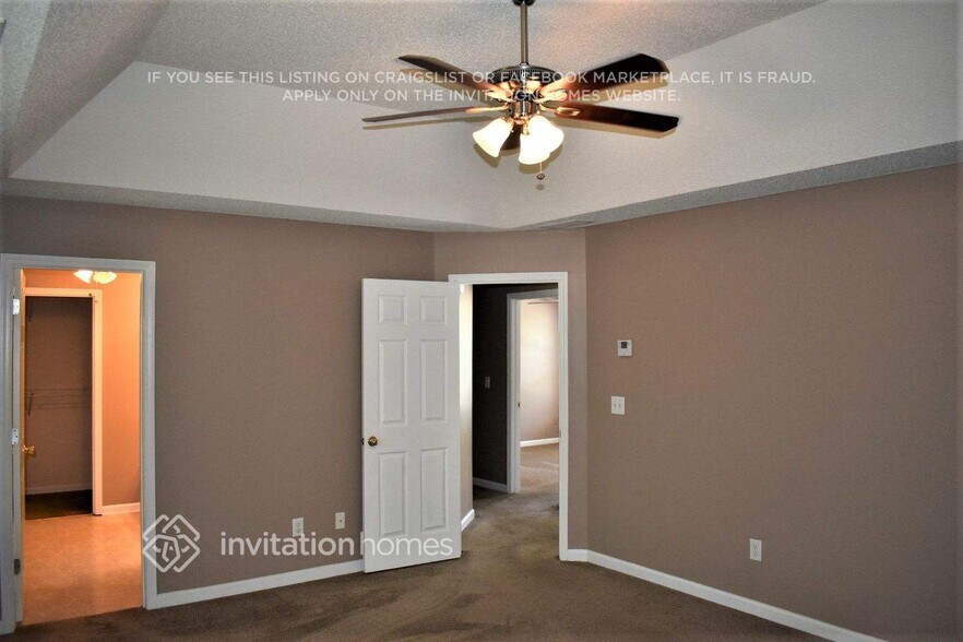 Building Photo - 4028 St George Walk SW